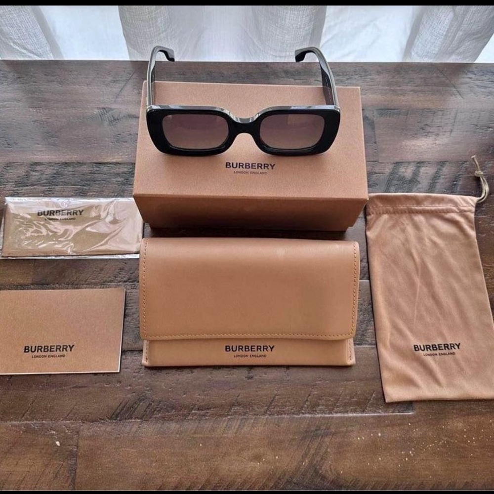 Burberry SunGlasses - Picture 2 of 3
